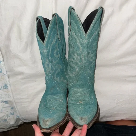 LIBERTY Black Turquoise Western Boots - Picture 2 of 7